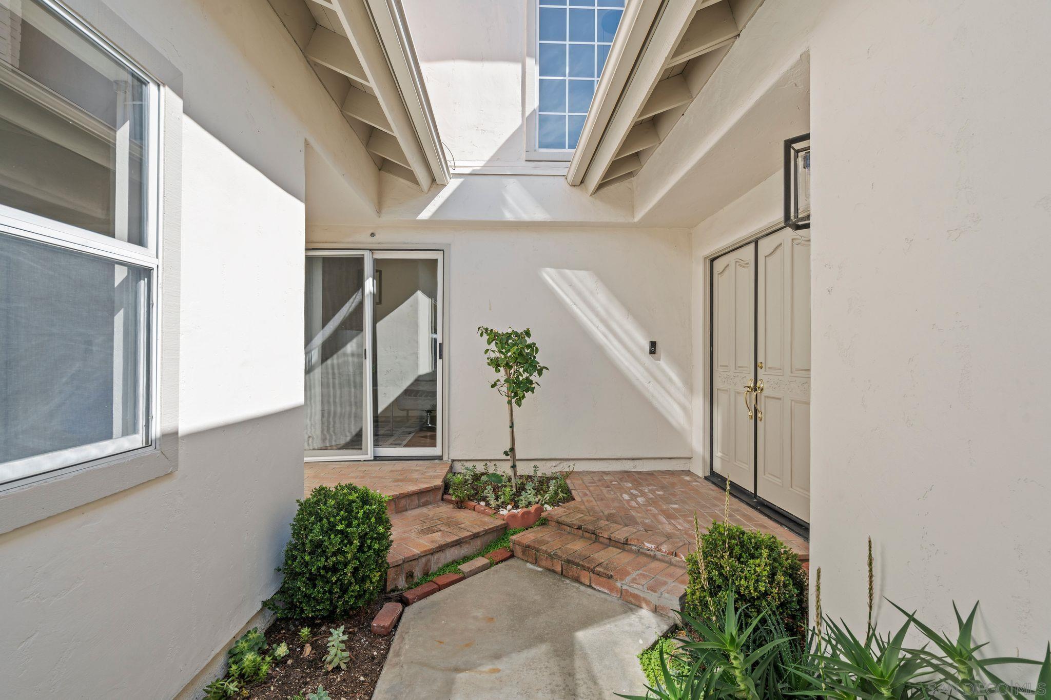 Detail Gallery Image 57 of 59 For 15951  Avenida Calma, Rancho Santa Fe,  CA 92091 - 4 Beds | 3 Baths