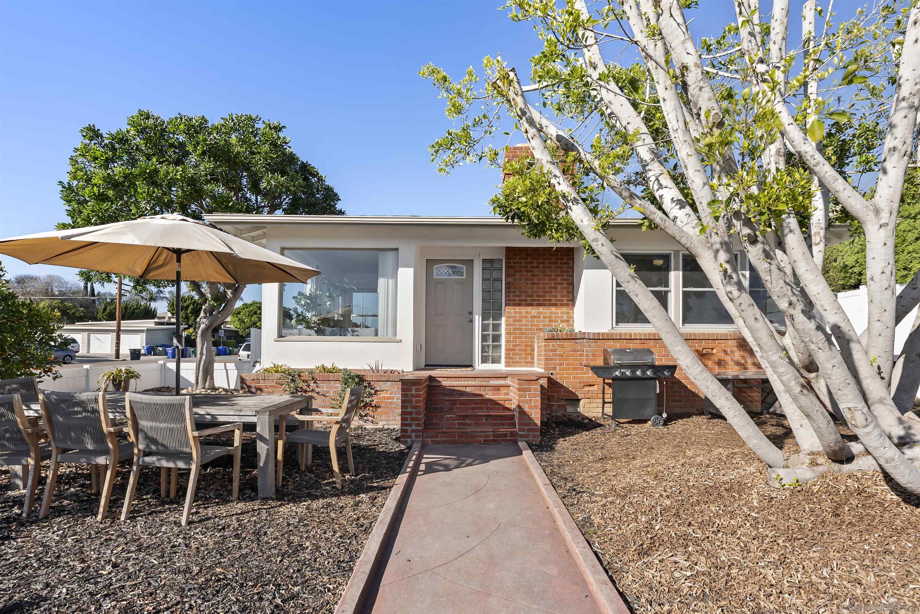 Detail Gallery Image 15 of 53 For 5111  Mission Blvd, San Diego,  CA 92109 - – Beds | – Baths