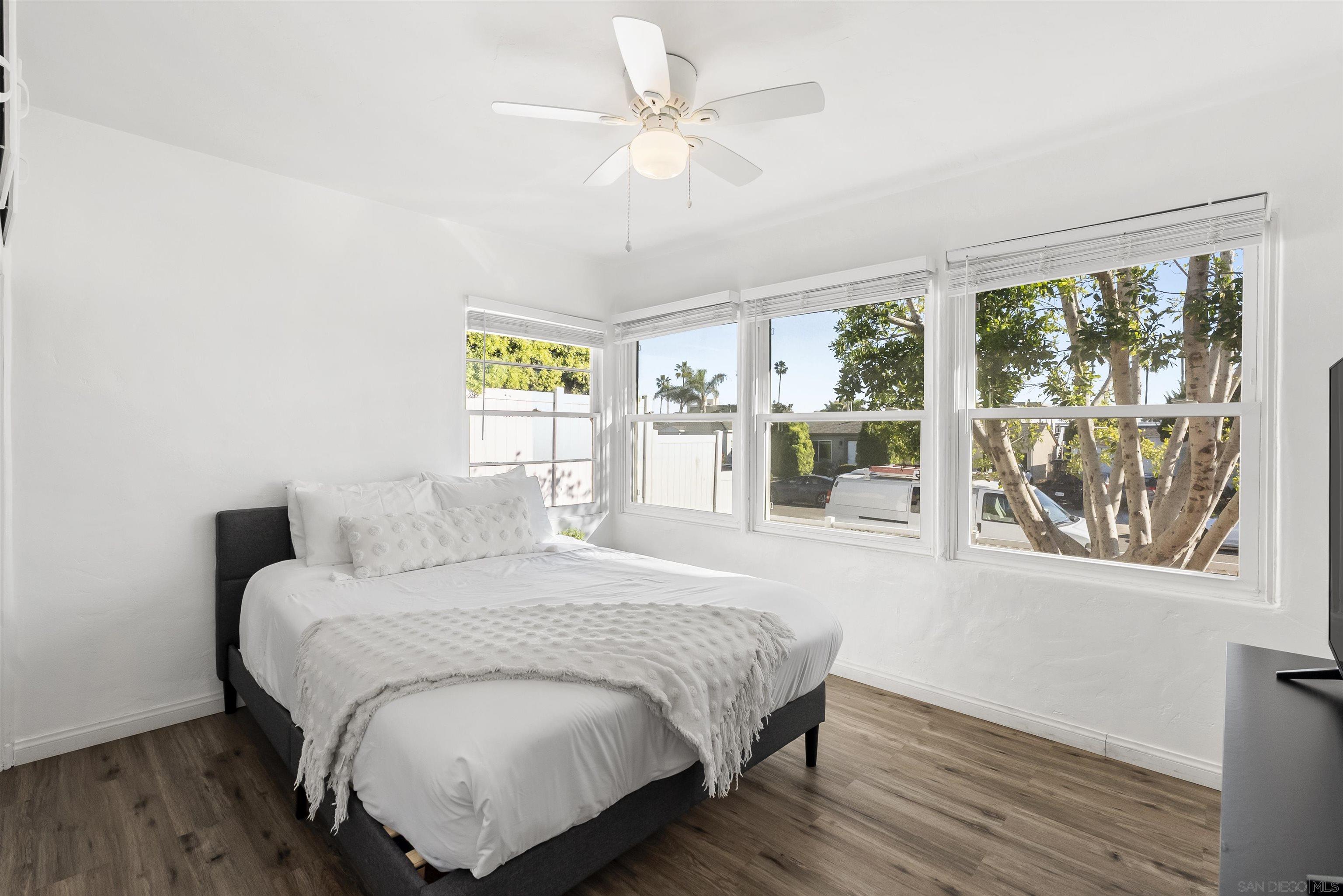 Detail Gallery Image 26 of 53 For 5111  Mission Blvd, San Diego,  CA 92109 - – Beds | – Baths