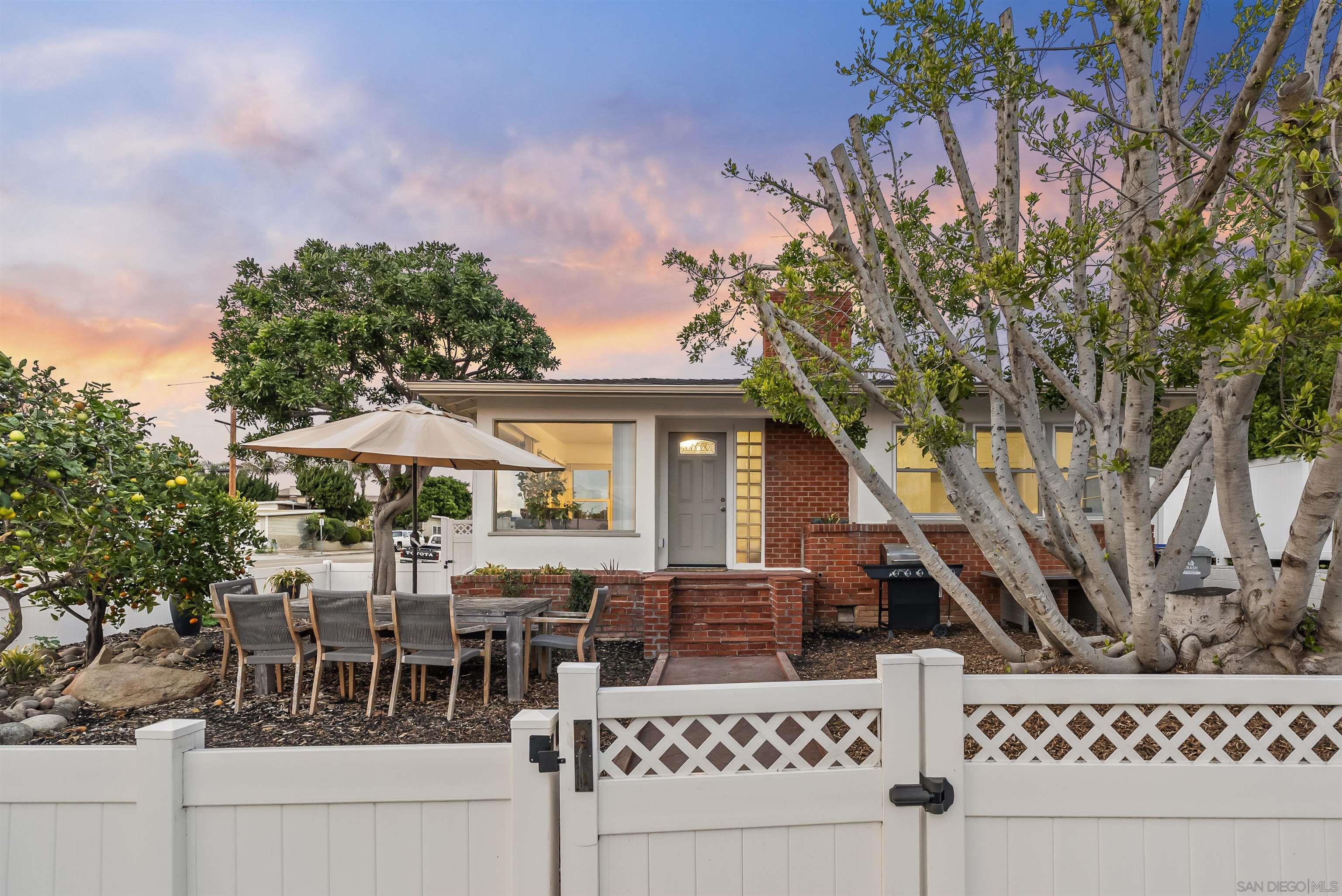 Detail Gallery Image 50 of 53 For 5111  Mission Blvd, San Diego,  CA 92109 - – Beds | – Baths