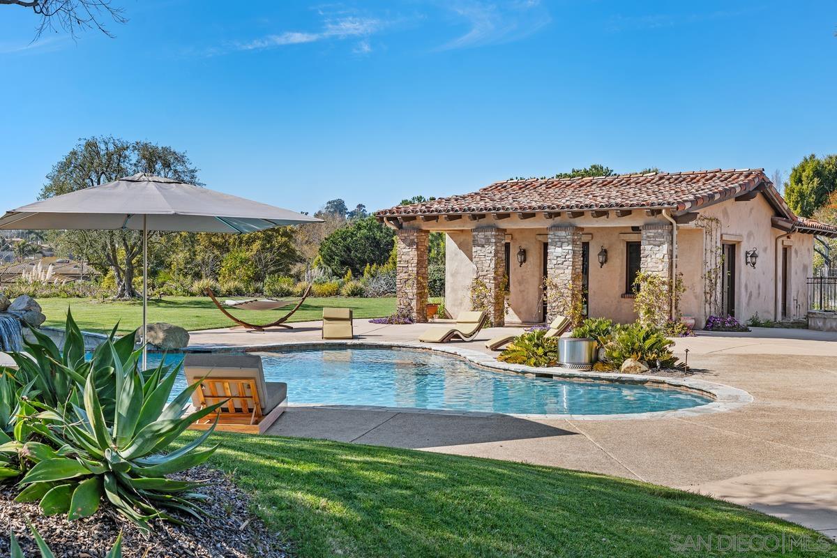 Detail Gallery Image 19 of 32 For 14778  El Rodeo Ct, Rancho Santa Fe,  CA 92067 - 7 Beds | 7/3 Baths