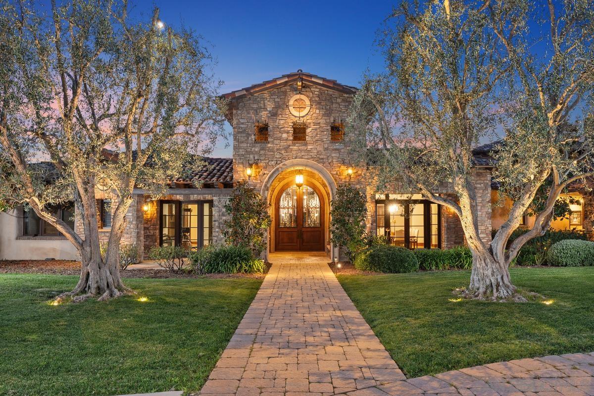 Detail Gallery Image 28 of 32 For 14778  El Rodeo Ct, Rancho Santa Fe,  CA 92067 - 7 Beds | 7/3 Baths