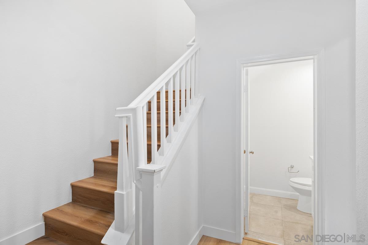 Detail Gallery Image 28 of 40 For 13285  Calle Del Campo  #5,  San Diego,  CA 92129 - 2 Beds | 2/1 Baths