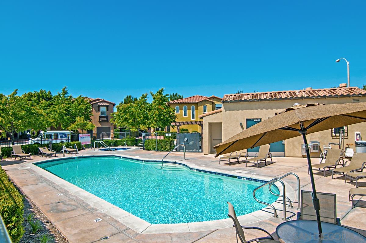 Detail Gallery Image 38 of 40 For 13285  Calle Del Campo  #5,  San Diego,  CA 92129 - 2 Beds | 2/1 Baths