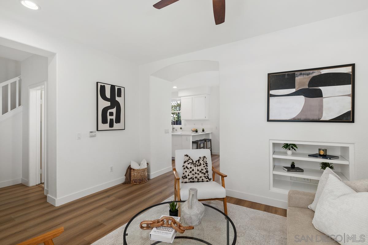 Detail Gallery Image 7 of 40 For 13285  Calle Del Campo  #5,  San Diego,  CA 92129 - 2 Beds | 2/1 Baths