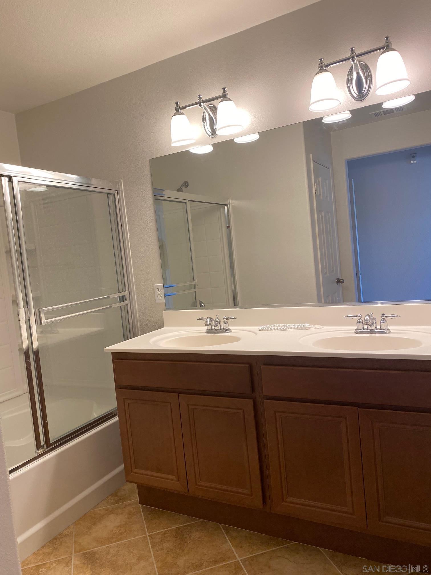 Detail Gallery Image 13 of 14 For 16915  Hutchins Landing  #57,  San Diego,  CA 92127 - 3 Beds | 3/1 Baths