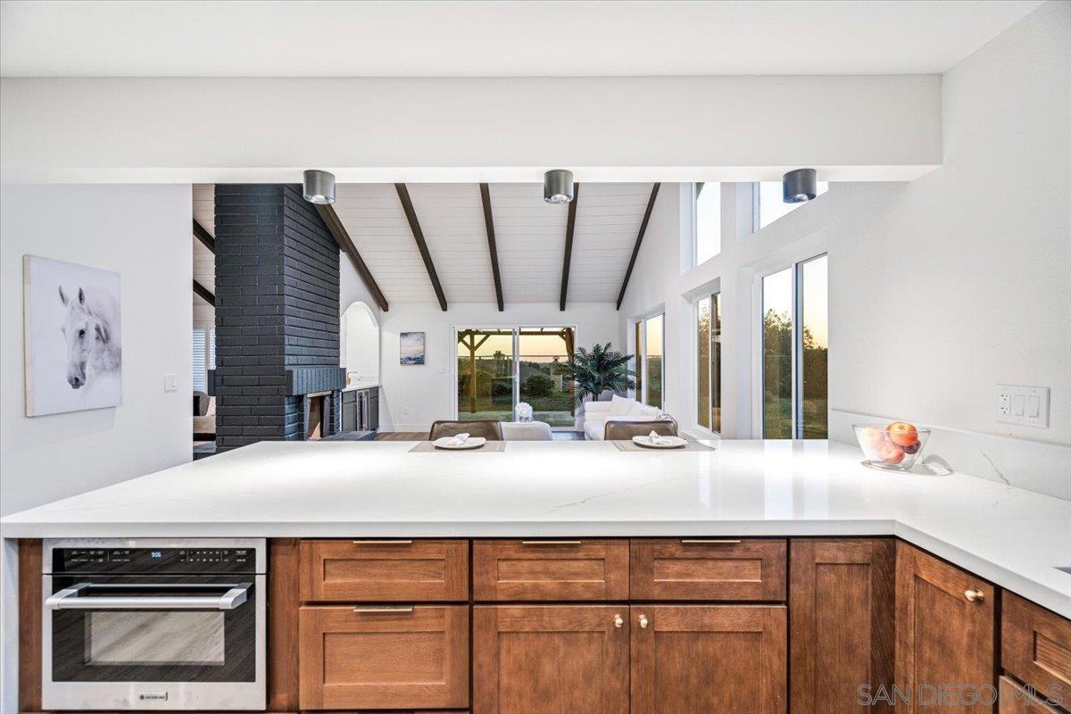 Detail Gallery Image 12 of 55 For 5404  Mirar Ct, Bonita,  CA 91902 - 4 Beds | 2 Baths