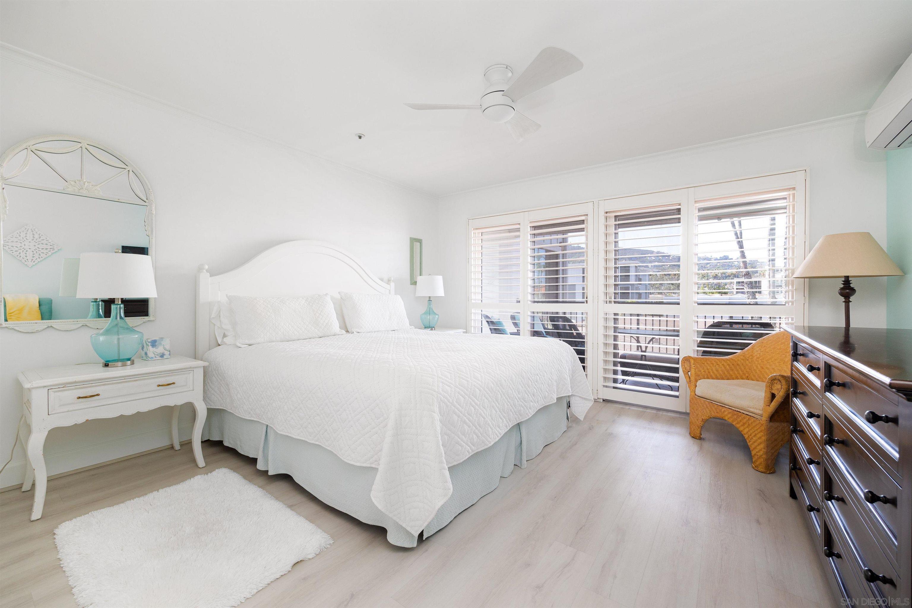 Detail Gallery Image 13 of 24 For 8263  Camino Del Oro  372, La Jolla,  CA 92037 - 3 Beds | 2 Baths