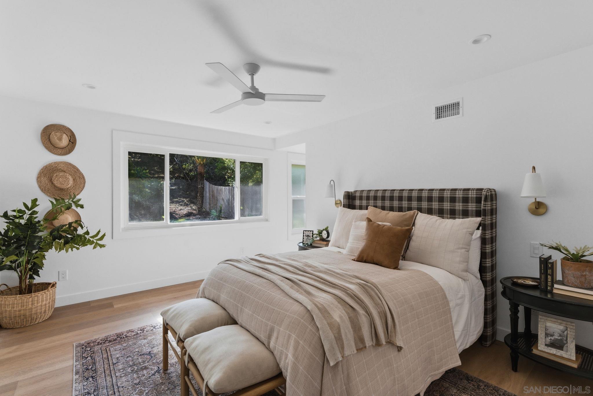 Detail Gallery Image 18 of 33 For 725  Santa Florencia, Solana Beach,  CA 92075 - 3 Beds | 2 Baths