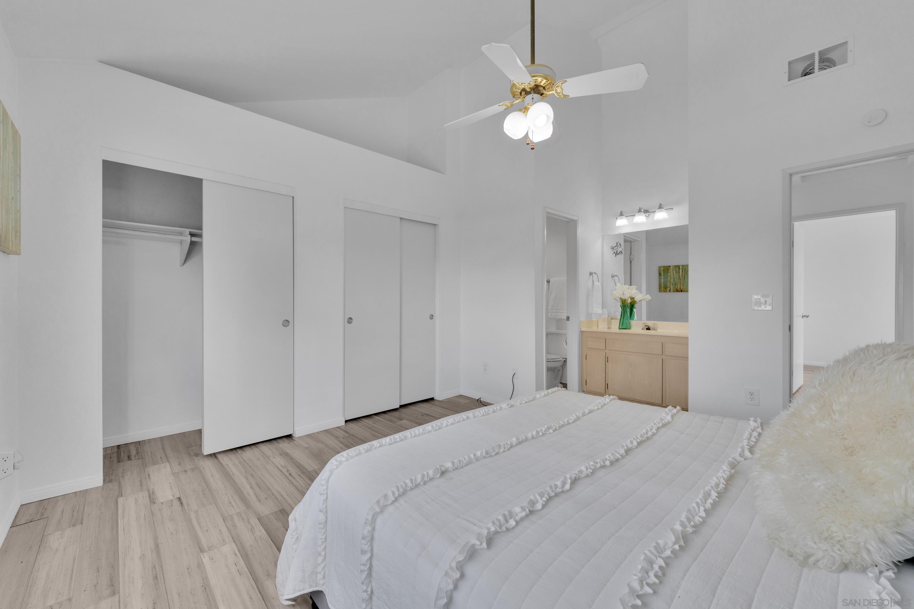 Detail Gallery Image 10 of 20 For 3156  Massachusetts Ave #5, Lemon Grove,  CA 91945 - 3 Beds | 2/1 Baths