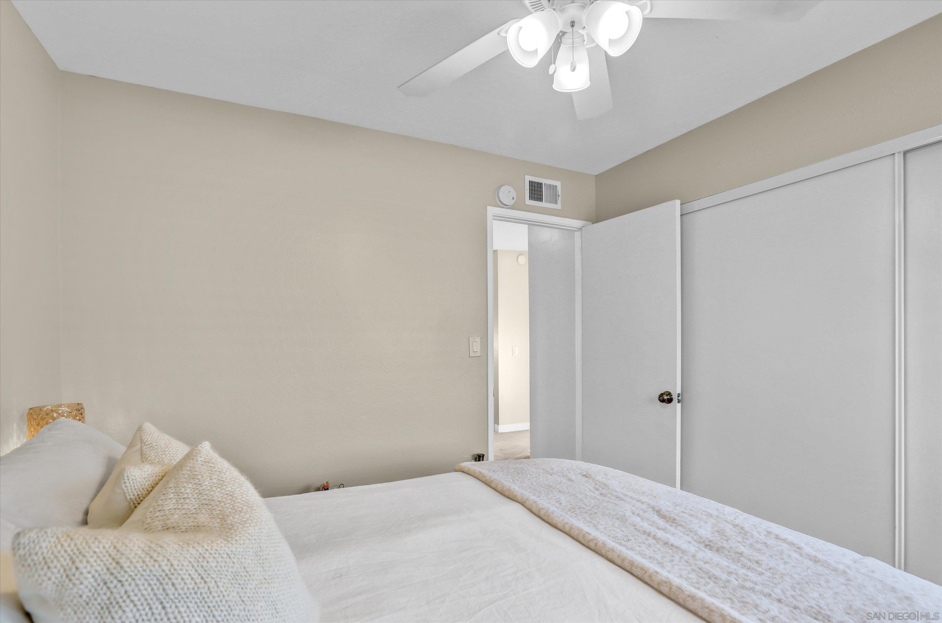 Detail Gallery Image 18 of 30 For 1364  Tanager Lane, El Cajon,  CA 92020 - 3 Beds | 2/1 Baths