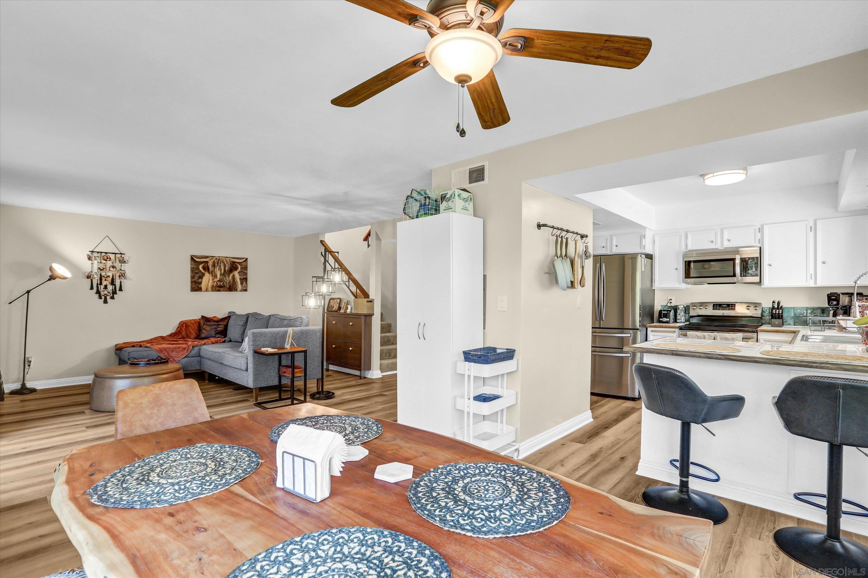 Detail Gallery Image 8 of 30 For 1364  Tanager Lane, El Cajon,  CA 92020 - 3 Beds | 2/1 Baths