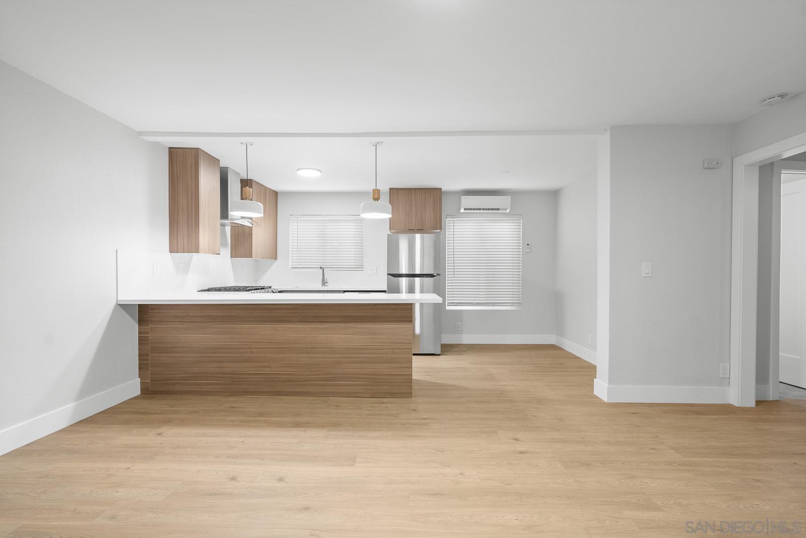 Detail Gallery Image 9 of 65 For 3167  Landis St, San Diego,  CA 92104 - – Beds | – Baths