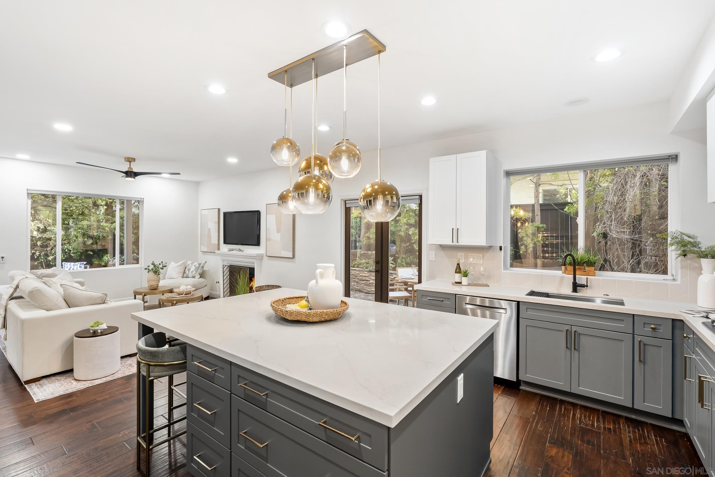 Detail Gallery Image 11 of 64 For 7393  Portage Way, Carlsbad,  CA 92011 - 3 Beds | 2/1 Baths