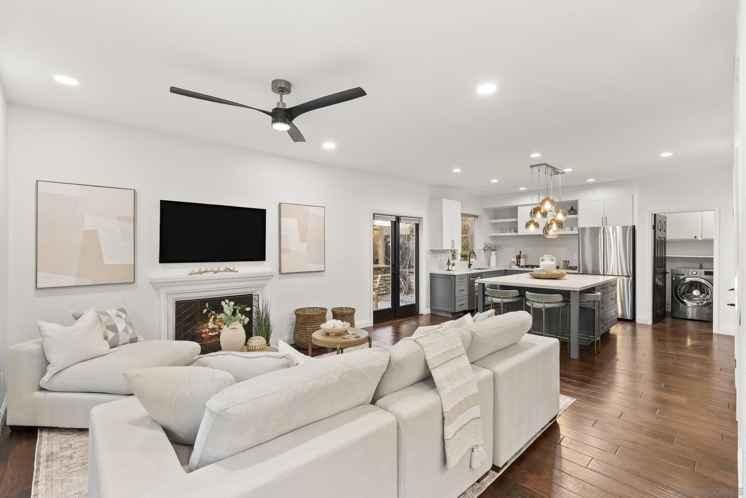 Detail Gallery Image 12 of 64 For 7393  Portage Way, Carlsbad,  CA 92011 - 3 Beds | 2/1 Baths