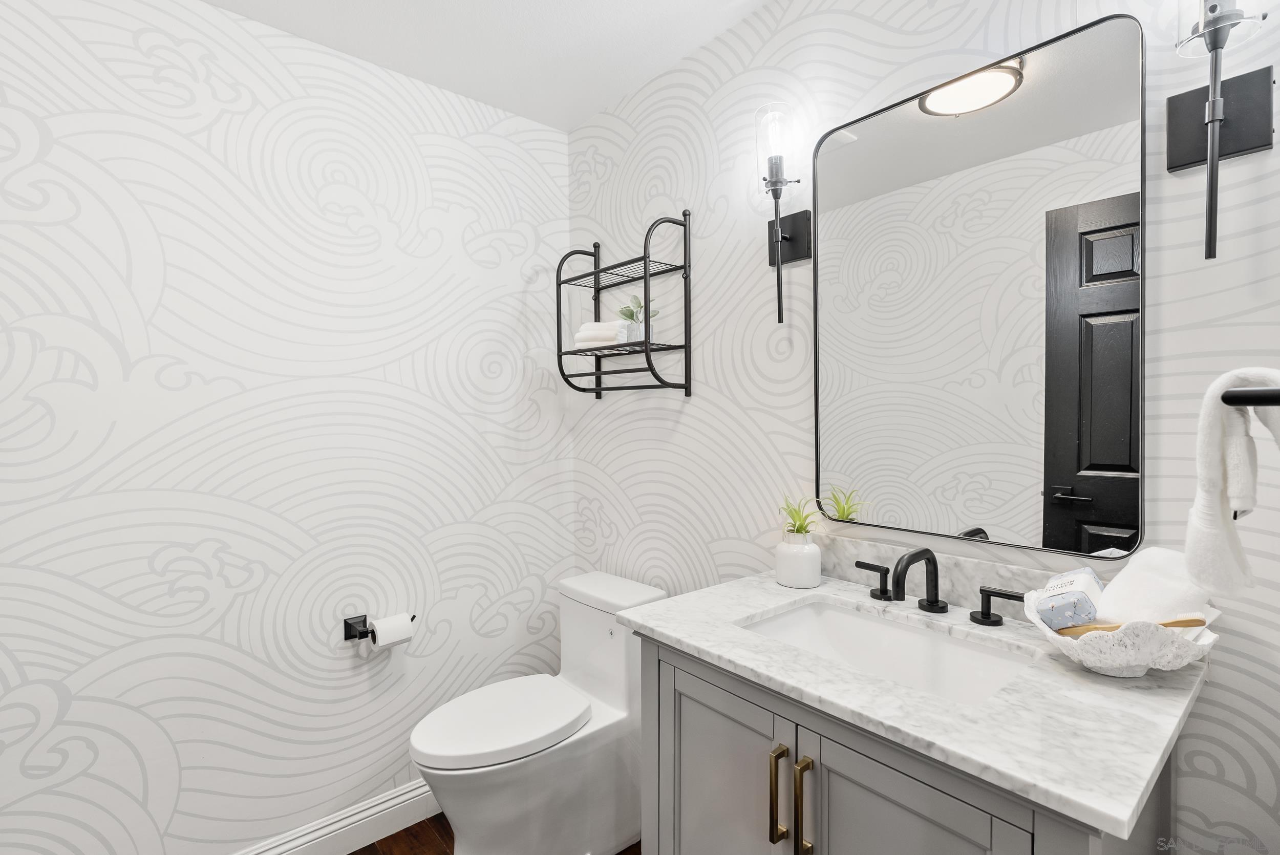 Detail Gallery Image 14 of 67 For 7393  Portage Way, Carlsbad,  CA 92011 - 3 Beds | 2/1 Baths