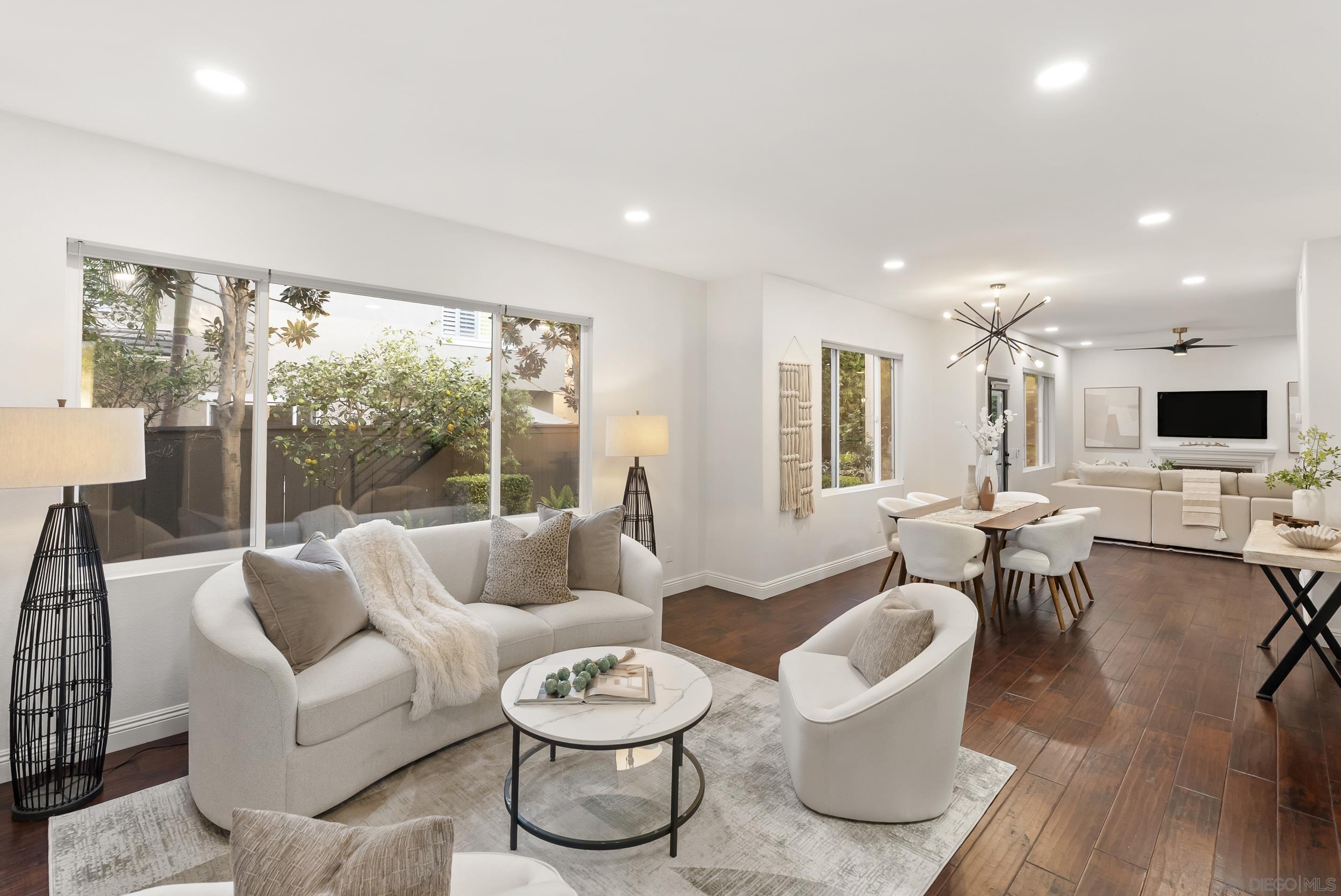 Detail Gallery Image 4 of 67 For 7393  Portage Way, Carlsbad,  CA 92011 - 3 Beds | 2/1 Baths