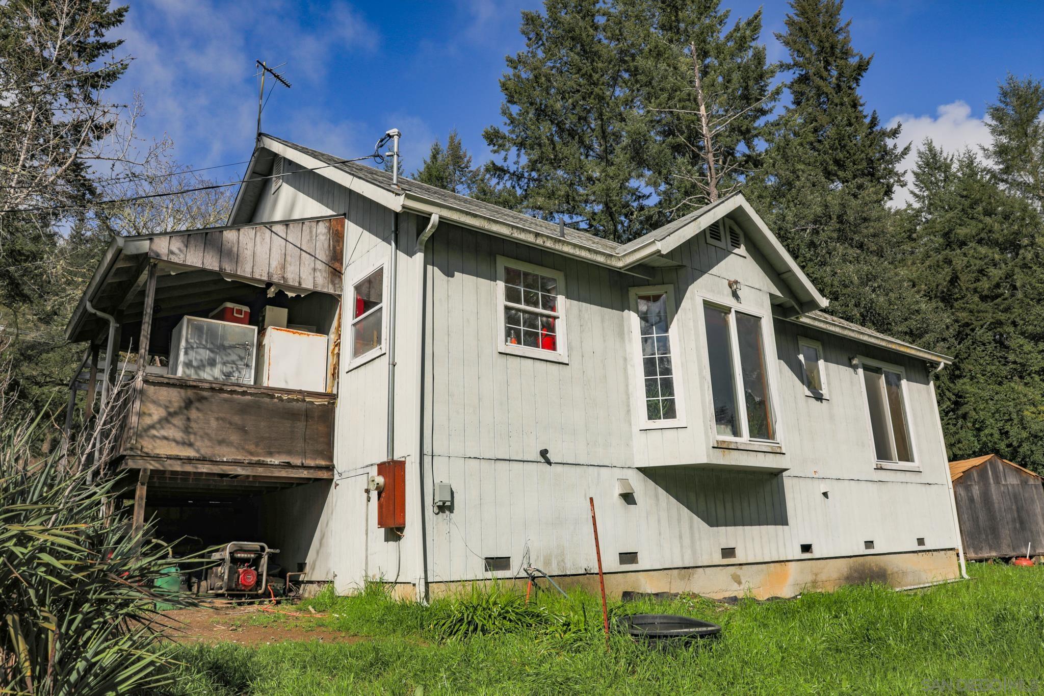 Detail Gallery Image 8 of 24 For 9897  Dyerville Loop Rd, Myers Flat,  CA 95554 - 3 Beds | 2 Baths