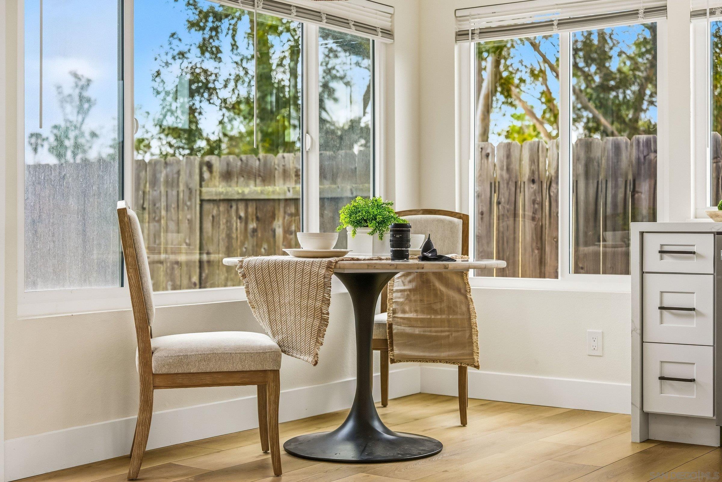 Detail Gallery Image 15 of 39 For 8921  Revelstoke Way, San Diego,  CA 92126 - 3 Beds | 2 Baths