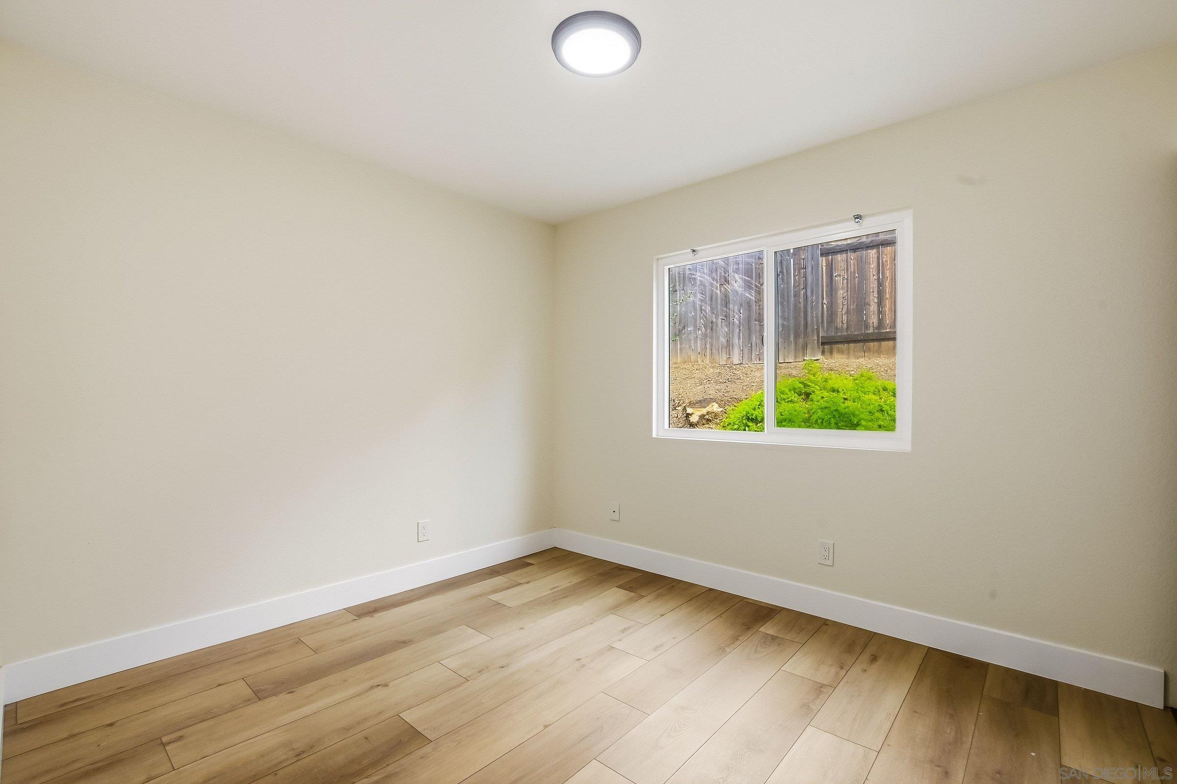 Detail Gallery Image 20 of 39 For 8921  Revelstoke Way, San Diego,  CA 92126 - 3 Beds | 2 Baths