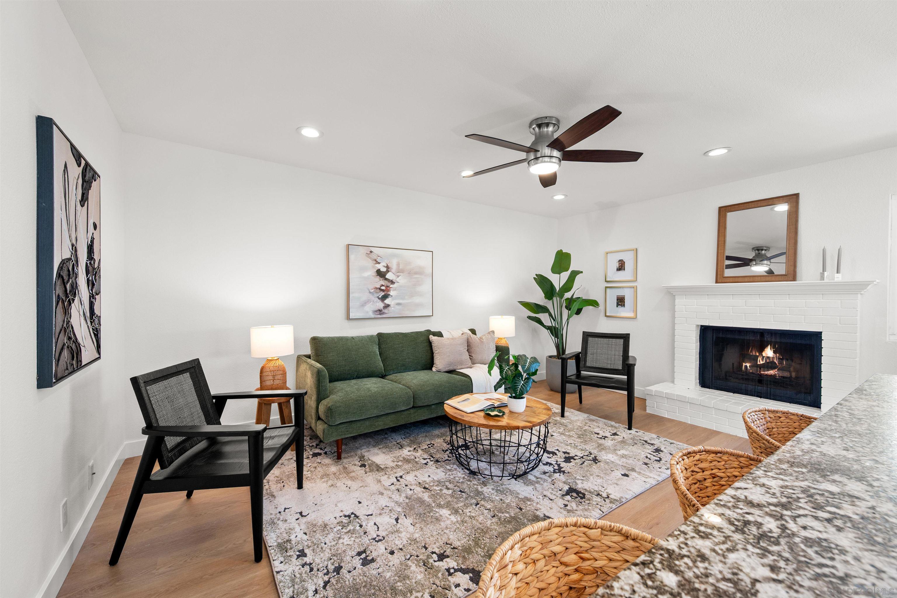 Detail Gallery Image 12 of 55 For 3498  Mission Mesa Way, San Diego,  CA 92120 - 3 Beds | 2/1 Baths