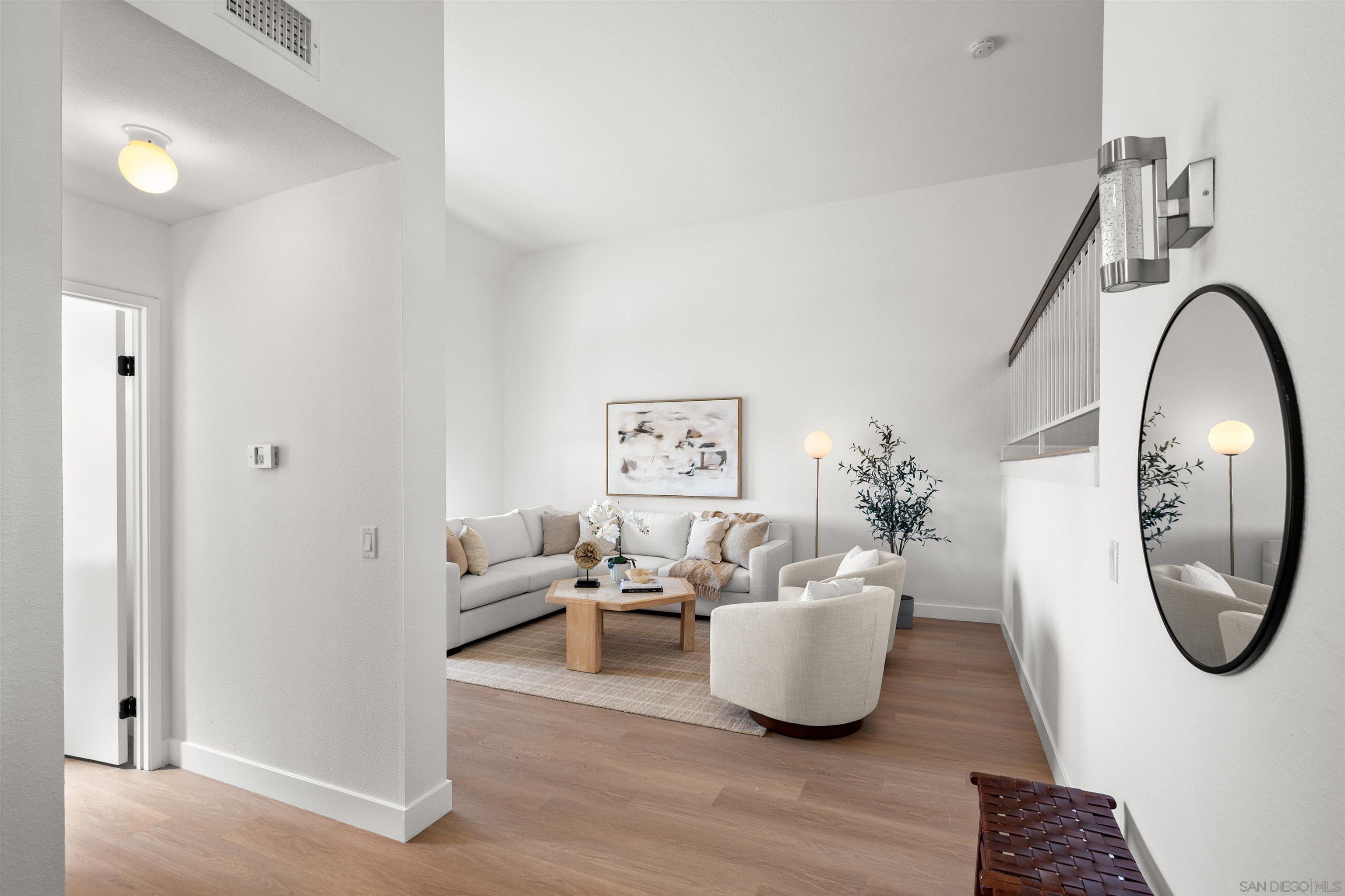 Detail Gallery Image 16 of 55 For 3498  Mission Mesa Way, San Diego,  CA 92120 - 3 Beds | 2/1 Baths