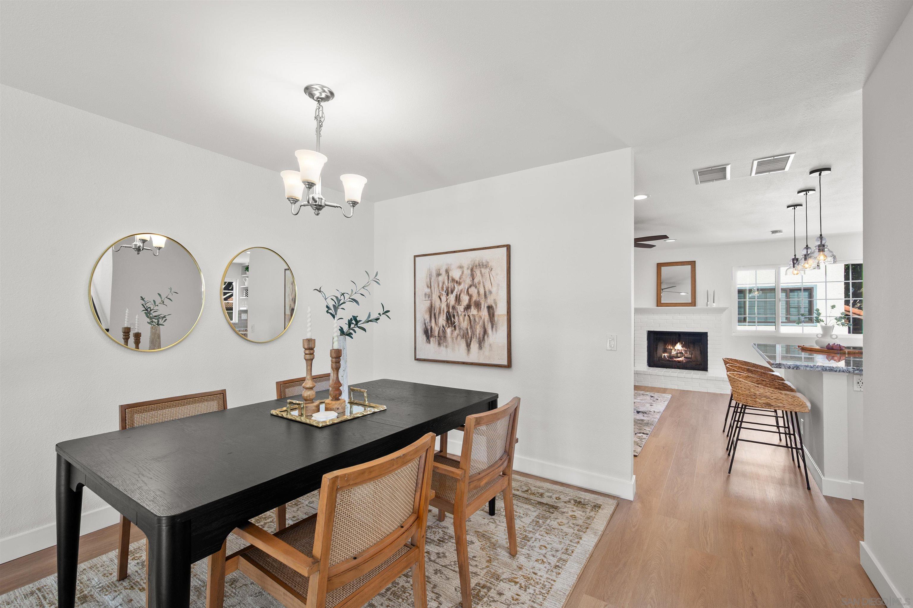 Detail Gallery Image 23 of 54 For 3498  Mission Mesa Way, San Diego,  CA 92120 - 3 Beds | 2/1 Baths