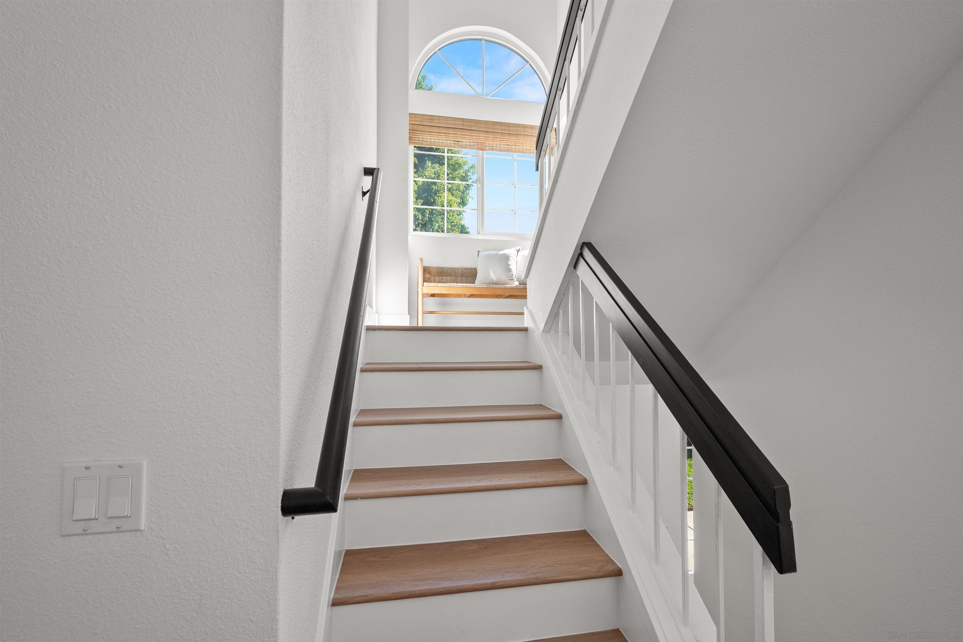 Detail Gallery Image 27 of 55 For 3498  Mission Mesa Way, San Diego,  CA 92120 - 3 Beds | 2/1 Baths