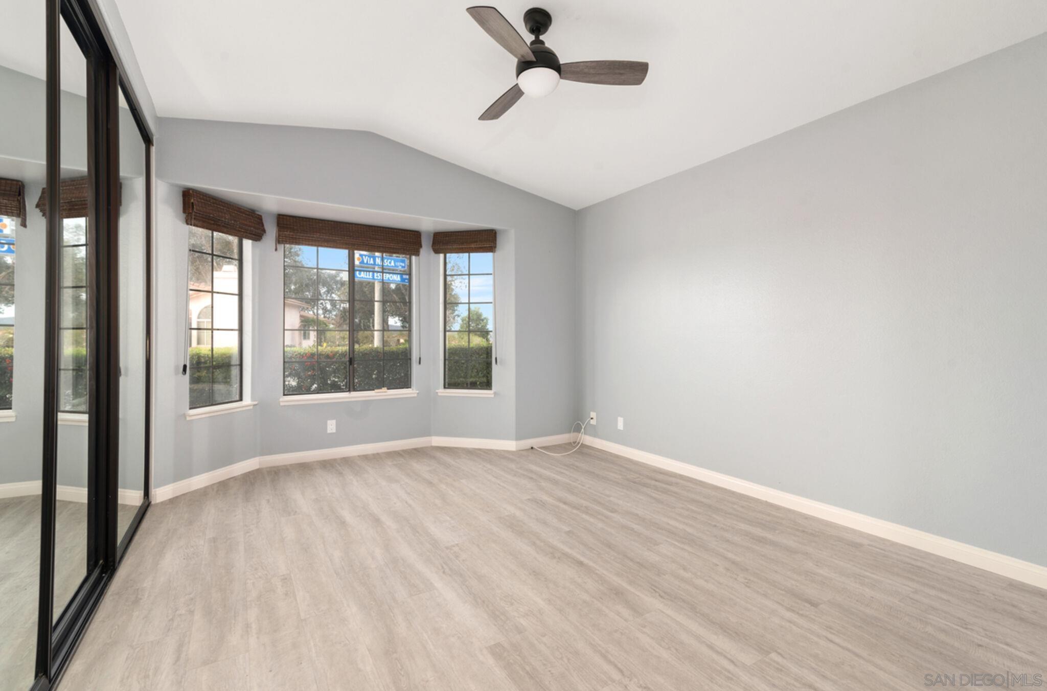 Detail Gallery Image 7 of 10 For 18192  Calle Estepona, San Diego,  CA 92128 - 3 Beds | 2 Baths