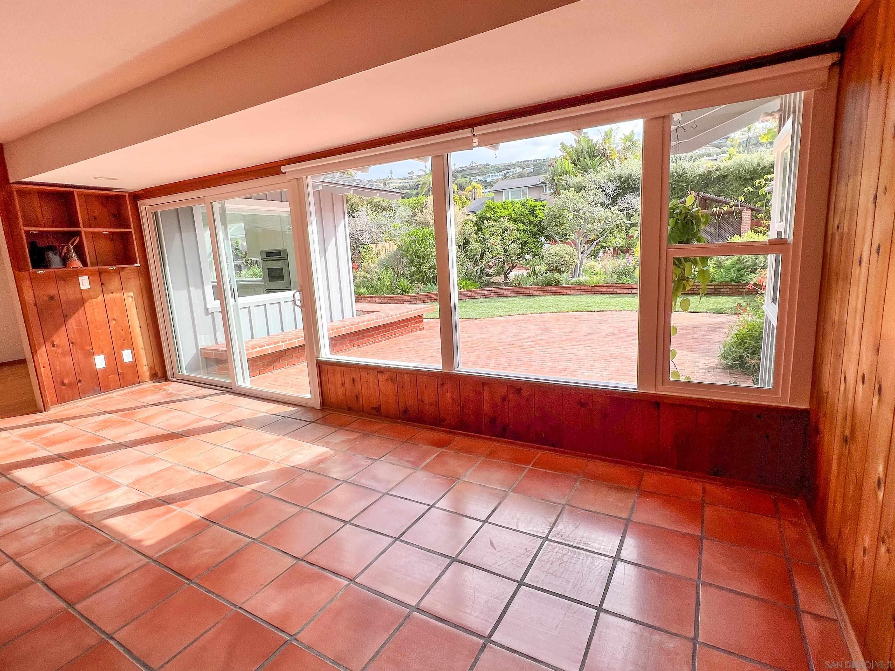 Detail Gallery Image 12 of 36 For 8217  La Jolla Shores Drive, La Jolla,  CA 92037 - 4 Beds | 2 Baths