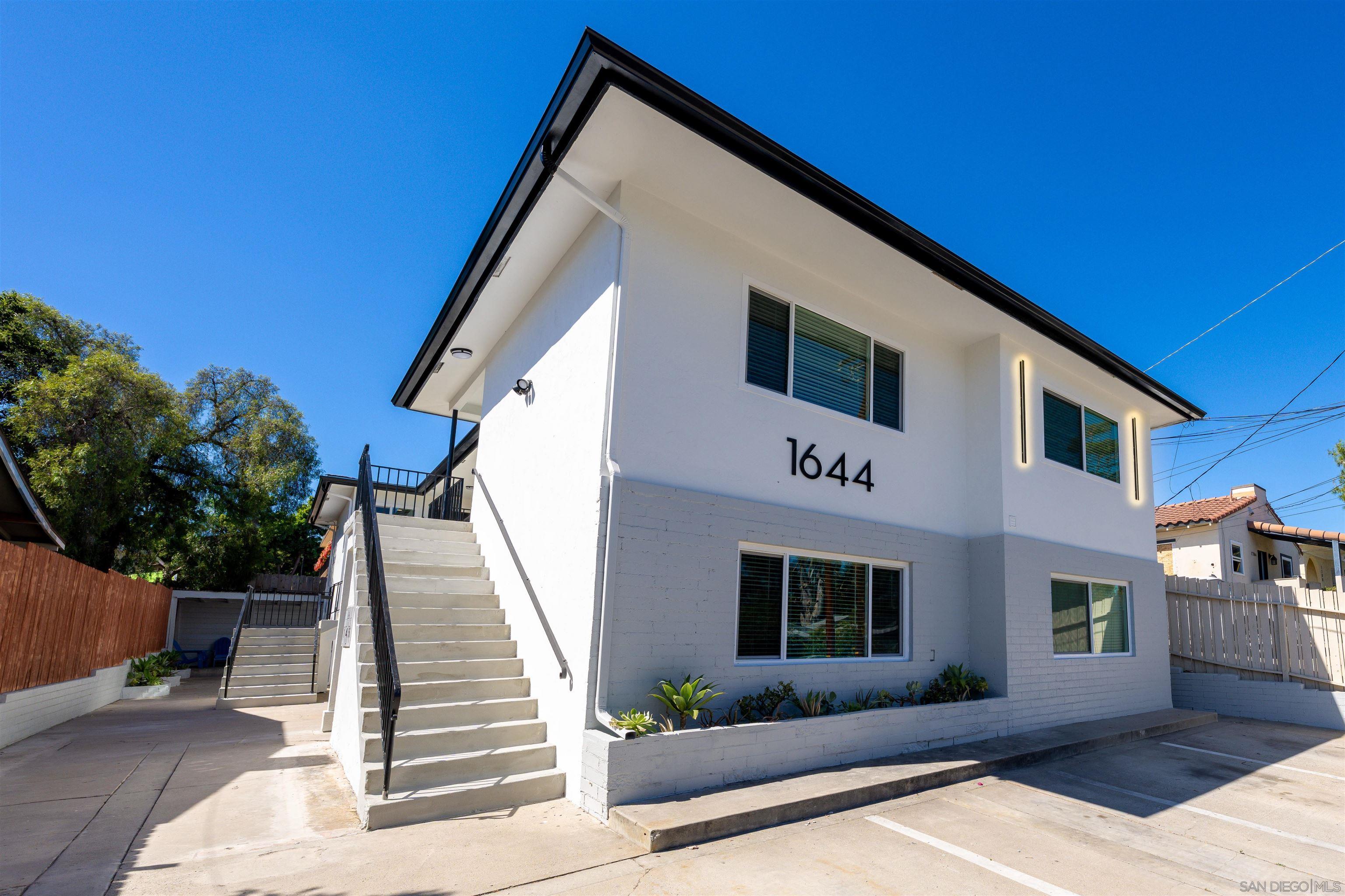 Detail Gallery Image 2 of 20 For 1644  Grove Street, San Diego,  CA 92102 - – Beds | – Baths