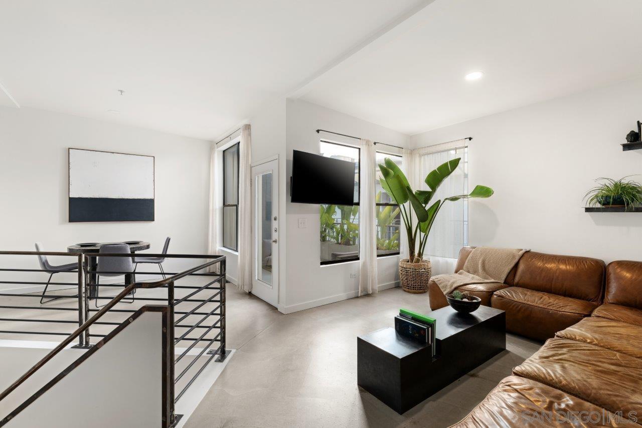 Detail Gallery Image 7 of 42 For 101  Market Street  #417,  San Diego,  CA 92101 - 2 Beds | 2/1 Baths