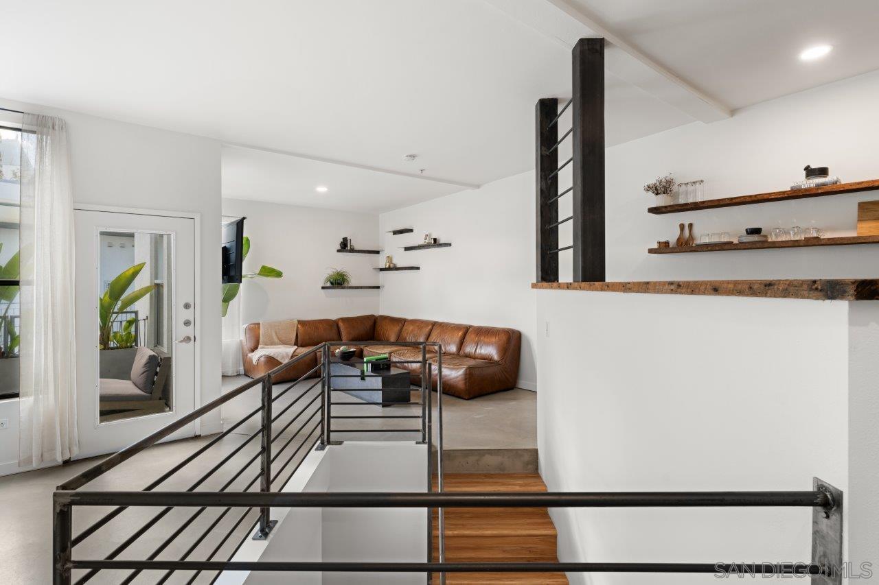 Detail Gallery Image 10 of 42 For 101  Market Street  #417,  San Diego,  CA 92101 - 2 Beds | 2/1 Baths