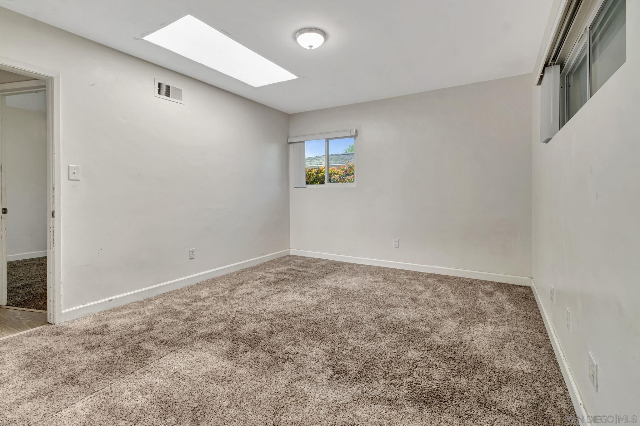 Detail Gallery Image 14 of 28 For 5590  Maryland Ave, La Mesa,  CA 91942 - 3 Beds | 2 Baths