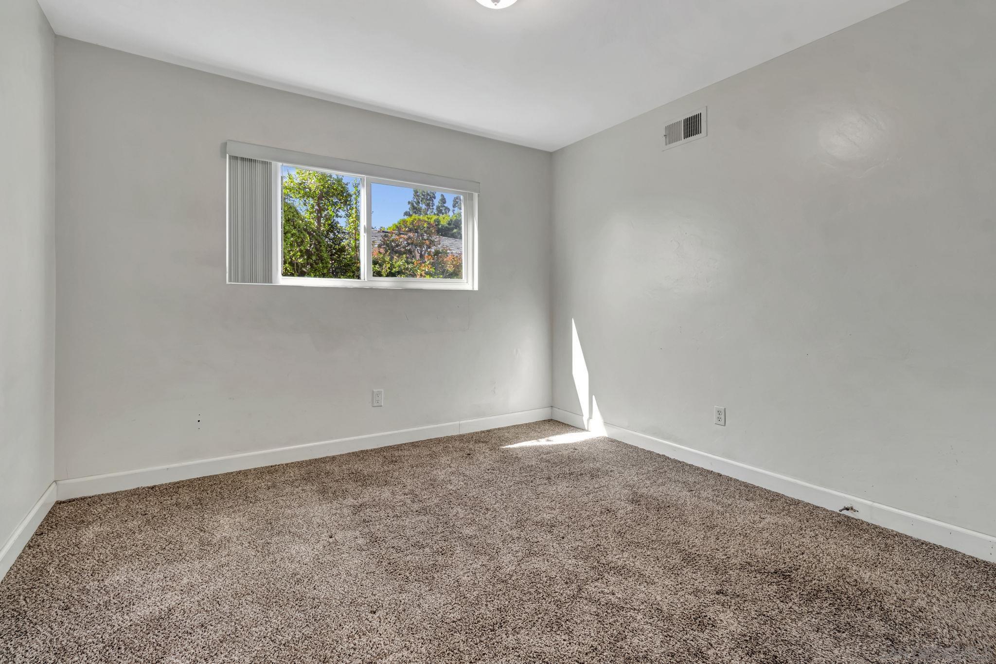 Detail Gallery Image 16 of 28 For 5590  Maryland Ave, La Mesa,  CA 91942 - 3 Beds | 2 Baths