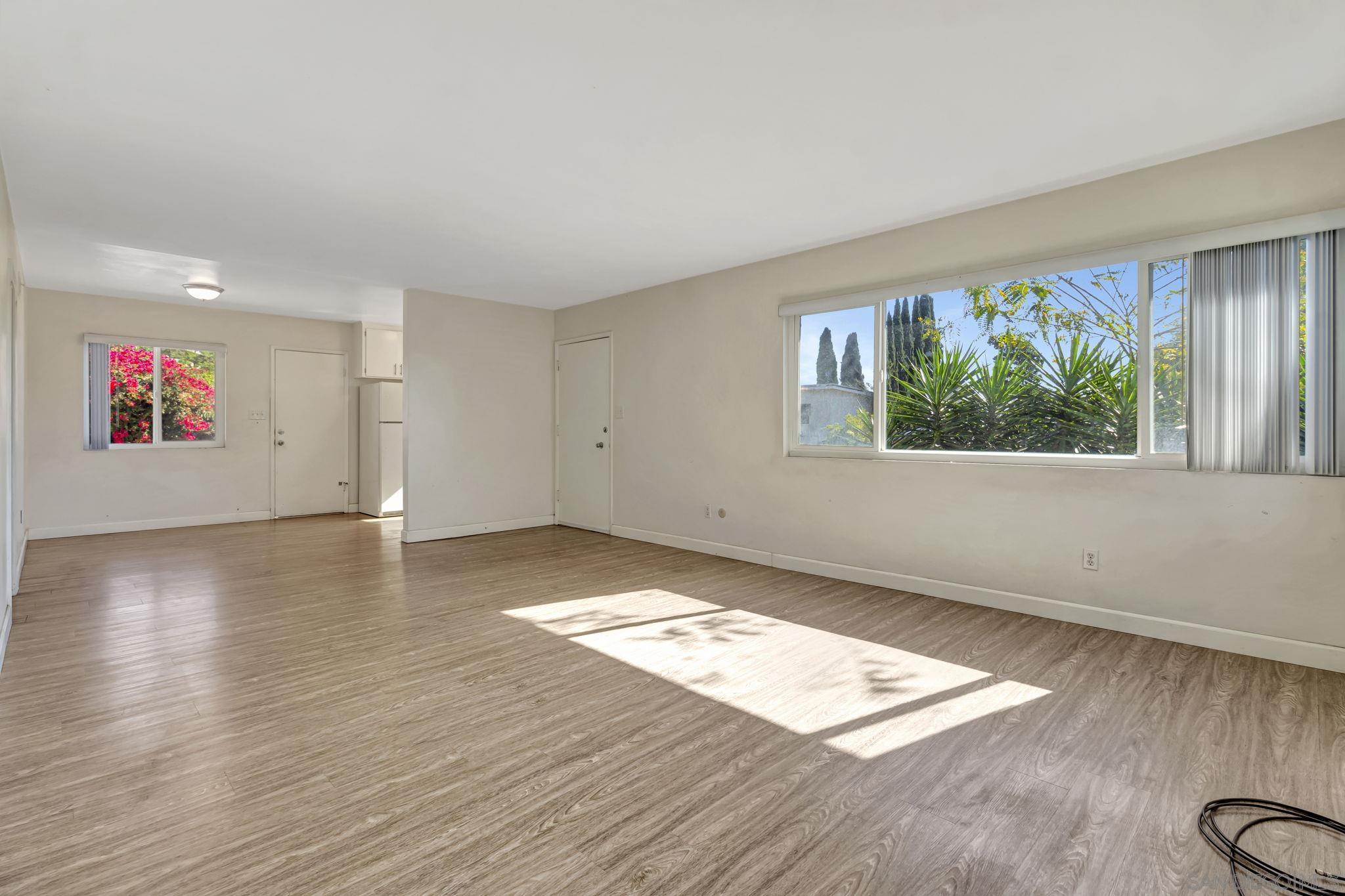 Detail Gallery Image 6 of 28 For 5590  Maryland Ave, La Mesa,  CA 91942 - 3 Beds | 2 Baths