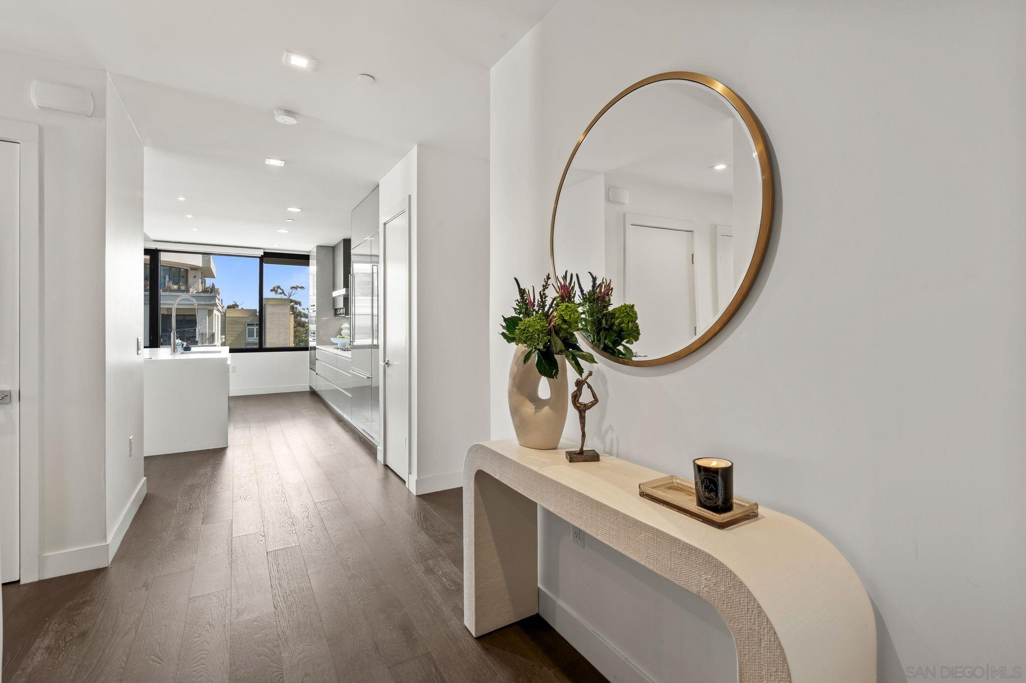 Detail Gallery Image 4 of 59 For 2604  5th Ave  #601,  San Diego,  CA 92103 - 2 Beds | 2 Baths