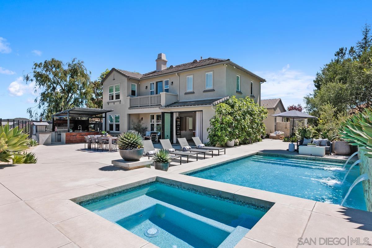 Detail Gallery Image 3 of 49 For 833  Orion Way, San Marcos,  CA 92078 - 5 Beds | 4/1 Baths