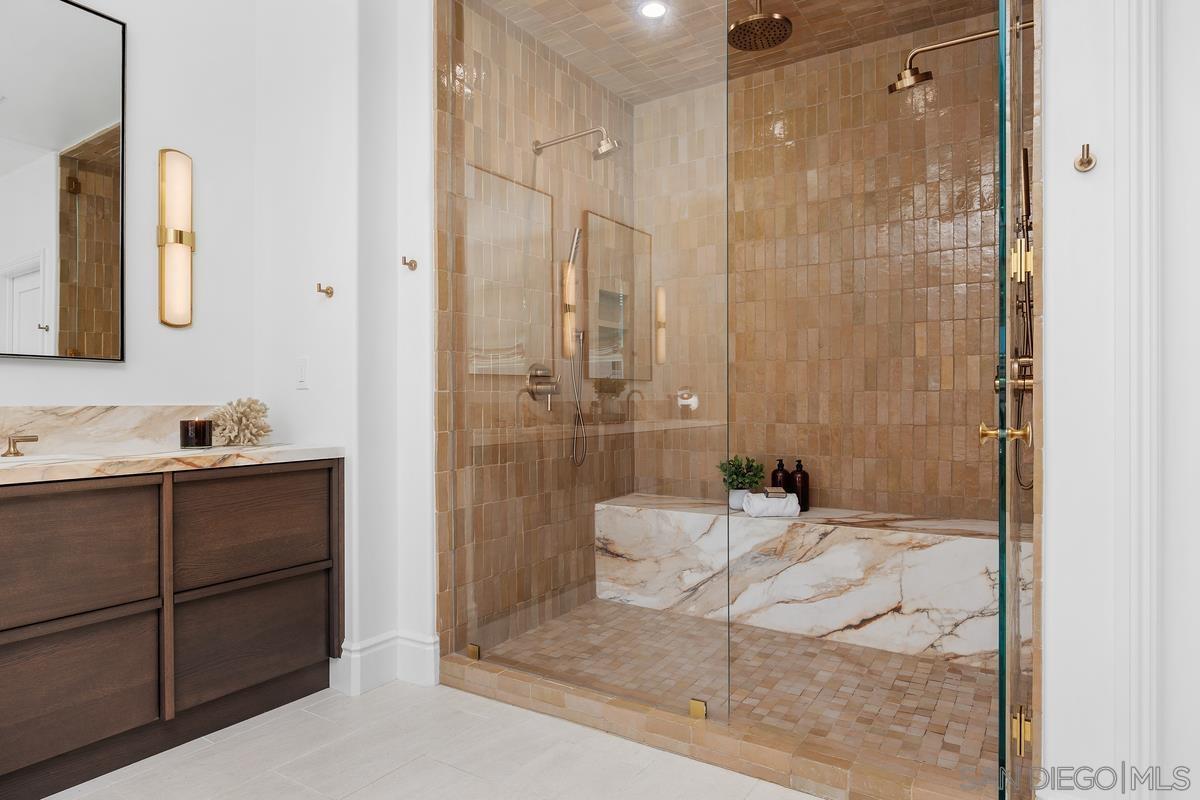 Detail Gallery Image 35 of 49 For 833  Orion Way, San Marcos,  CA 92078 - 5 Beds | 4/1 Baths