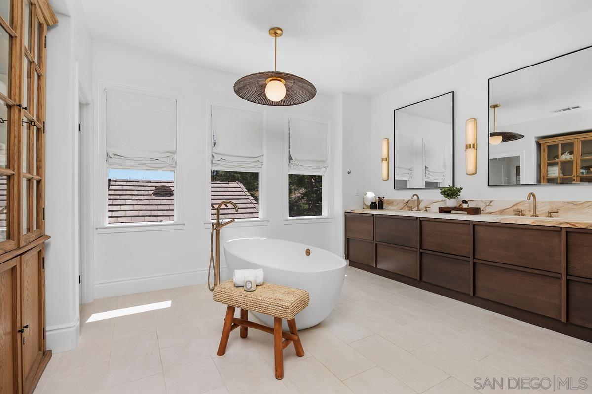 Detail Gallery Image 37 of 49 For 833  Orion Way, San Marcos,  CA 92078 - 5 Beds | 4/1 Baths