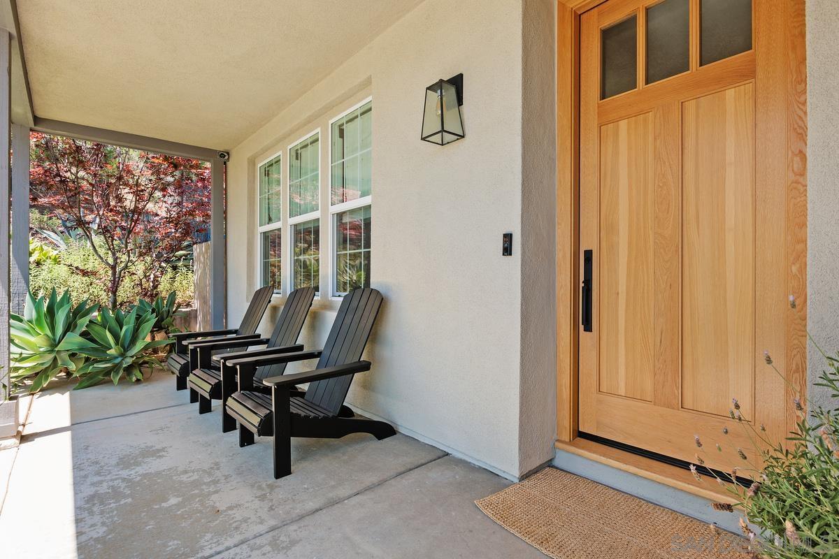 Detail Gallery Image 6 of 49 For 833  Orion Way, San Marcos,  CA 92078 - 5 Beds | 4/1 Baths