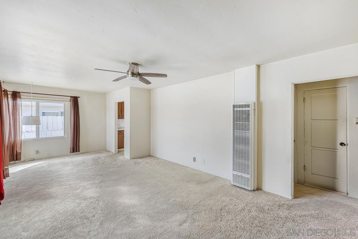 Detail Gallery Image 4 of 19 For 4030  Promontory St, San Diego,  CA 92109 - 3 Beds | 1 Baths