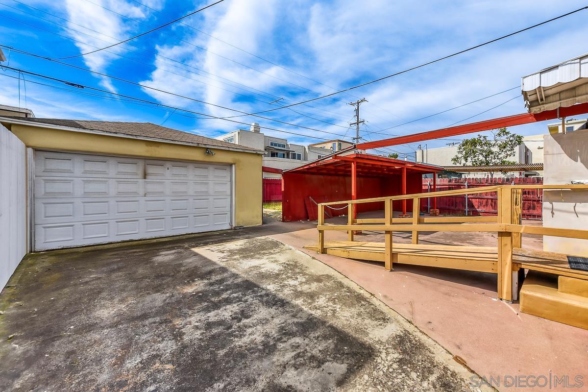 Detail Gallery Image 9 of 19 For 4030  Promontory St, San Diego,  CA 92109 - 3 Beds | 1 Baths