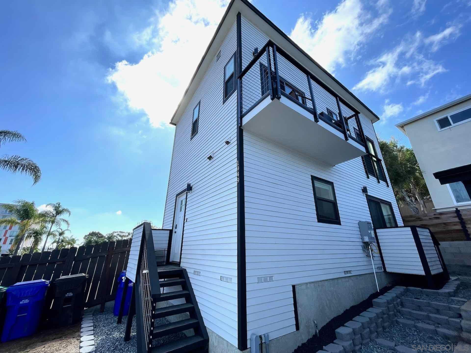 Front Image Thumbnail for SD260005517