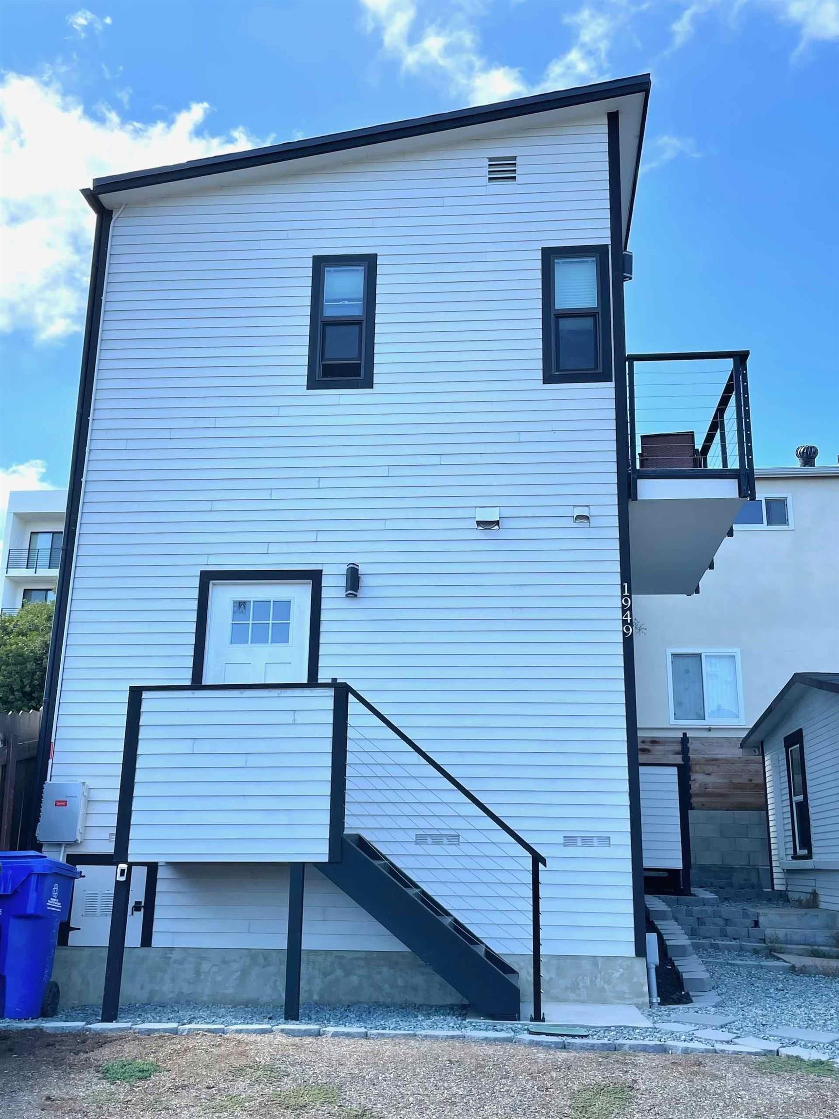 Detail Gallery Image 17 of 19 For 1949  Meade, San Diego,  CA 92116 - 2 Beds | 1/1 Baths