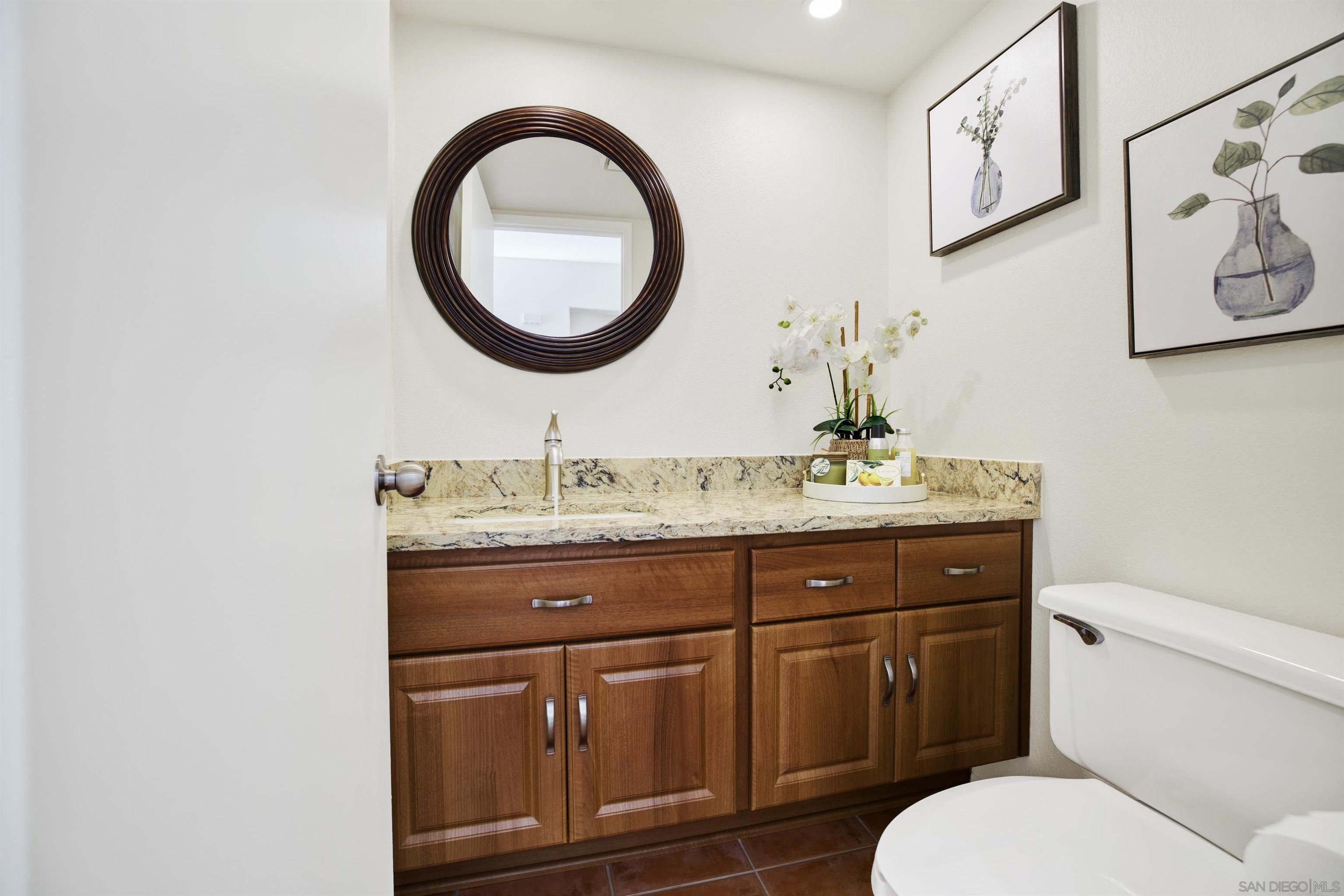 Detail Gallery Image 13 of 31 For 10909  Creekbridge Pl, San Diego,  CA 92128 - 2 Beds | 2/1 Baths