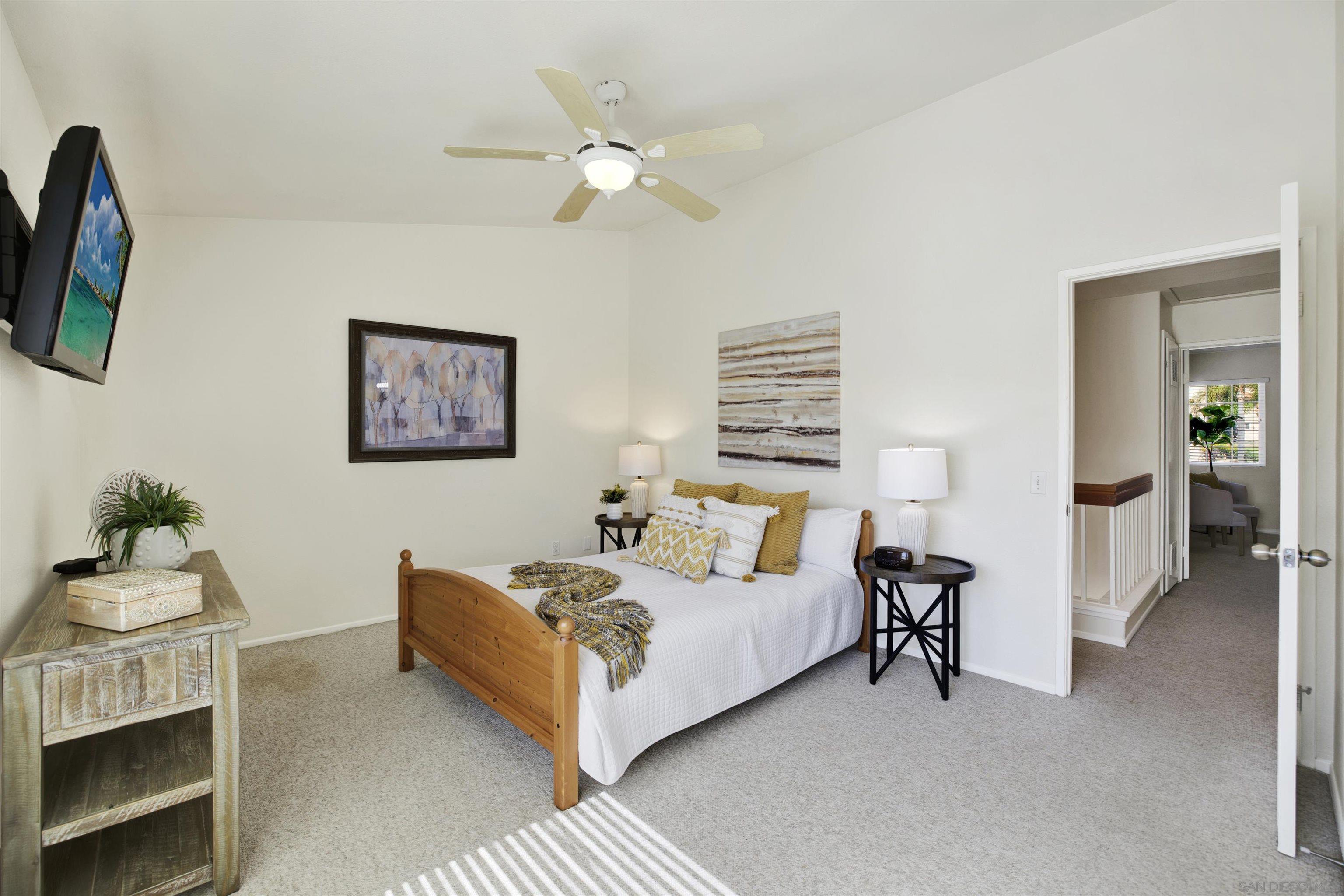 Detail Gallery Image 16 of 31 For 10909  Creekbridge Pl, San Diego,  CA 92128 - 2 Beds | 2/1 Baths