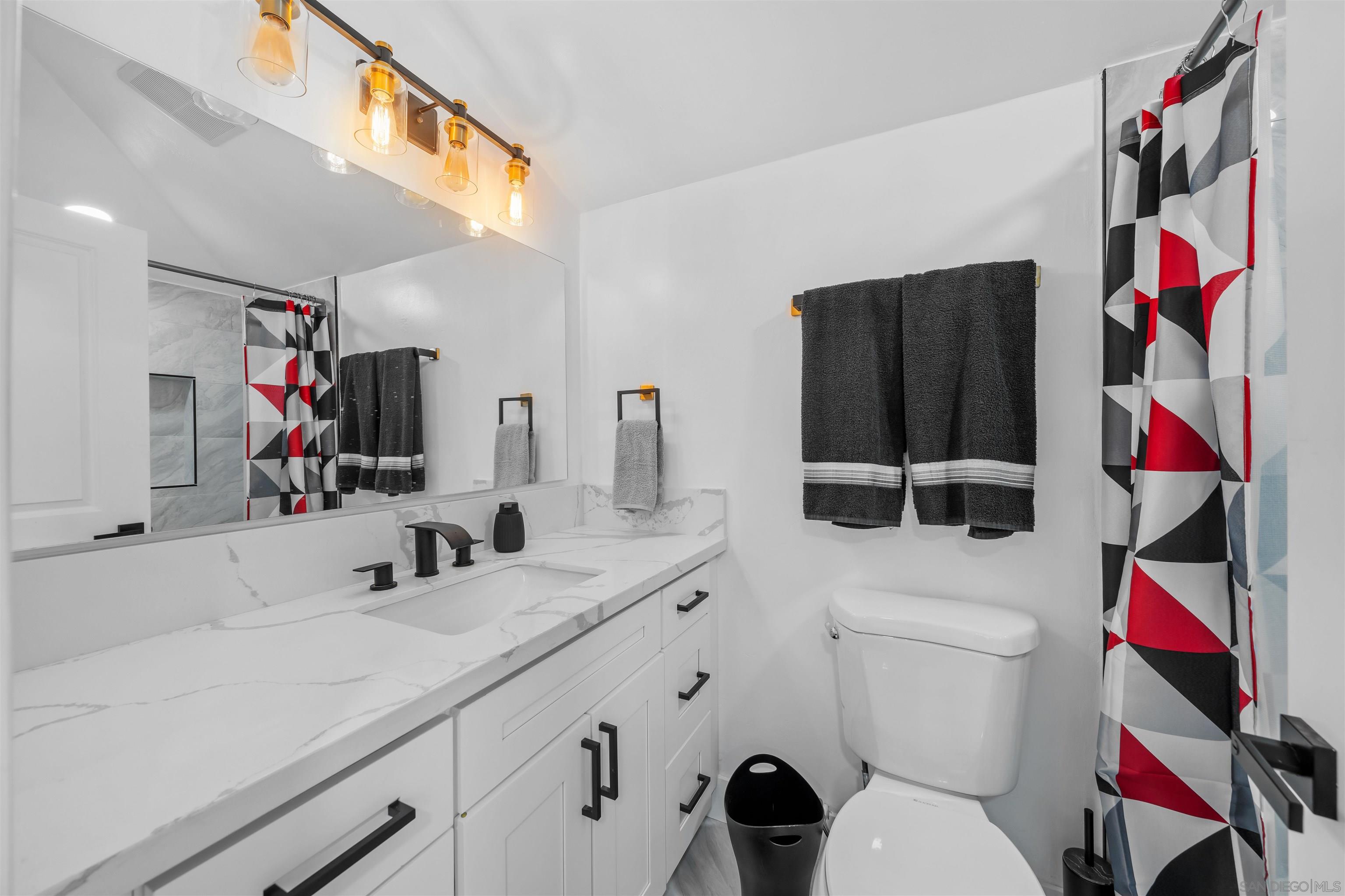 Detail Gallery Image 22 of 36 For 1730  Vista Del Valle Blvd  2 - Room for Rent in 3, El Cajon,  CA 92019 - 1 Beds | 0 Baths