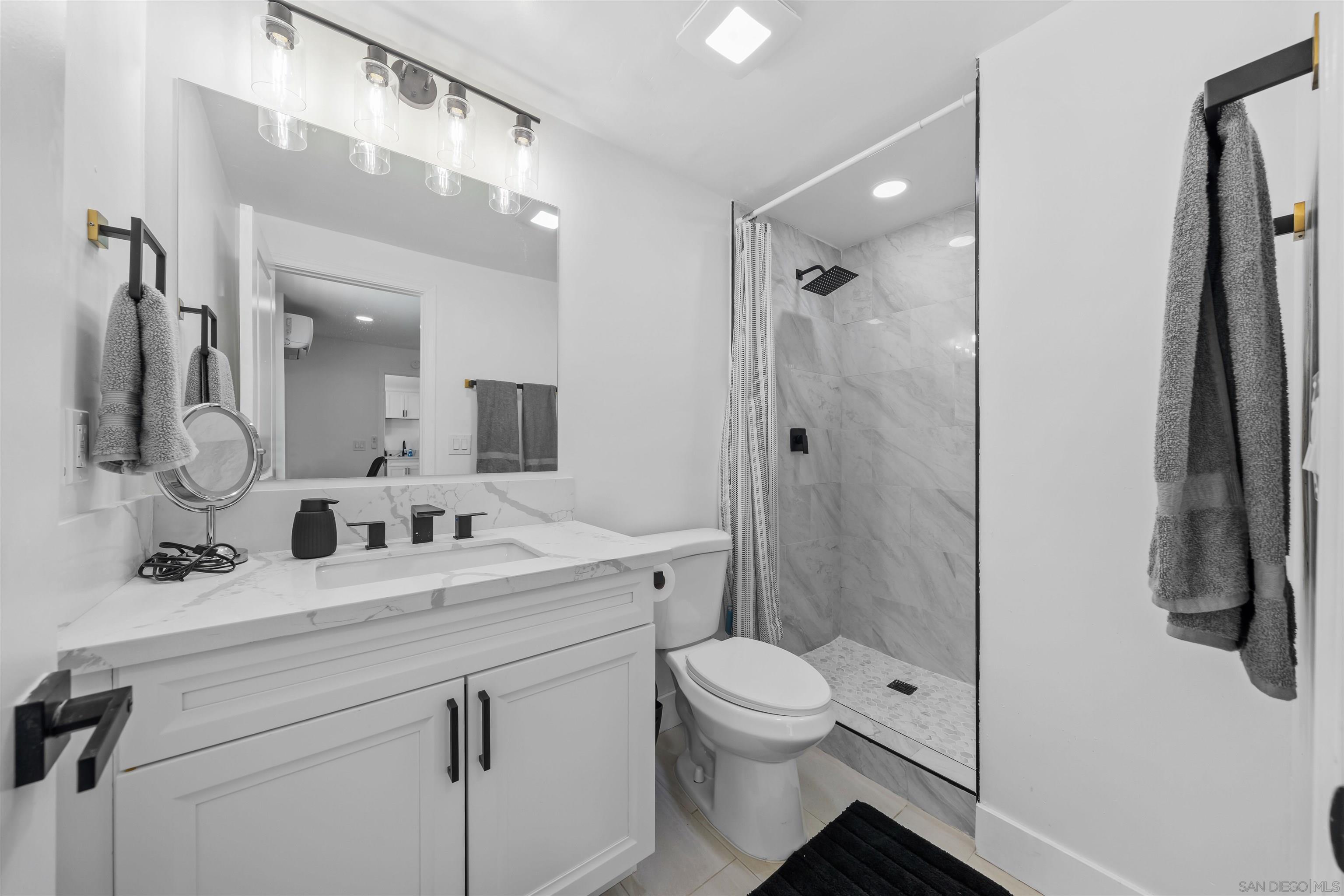 Detail Gallery Image 24 of 36 For 1730  Vista Del Valle Blvd  2 - Room for Rent in 3, El Cajon,  CA 92019 - 1 Beds | 0 Baths