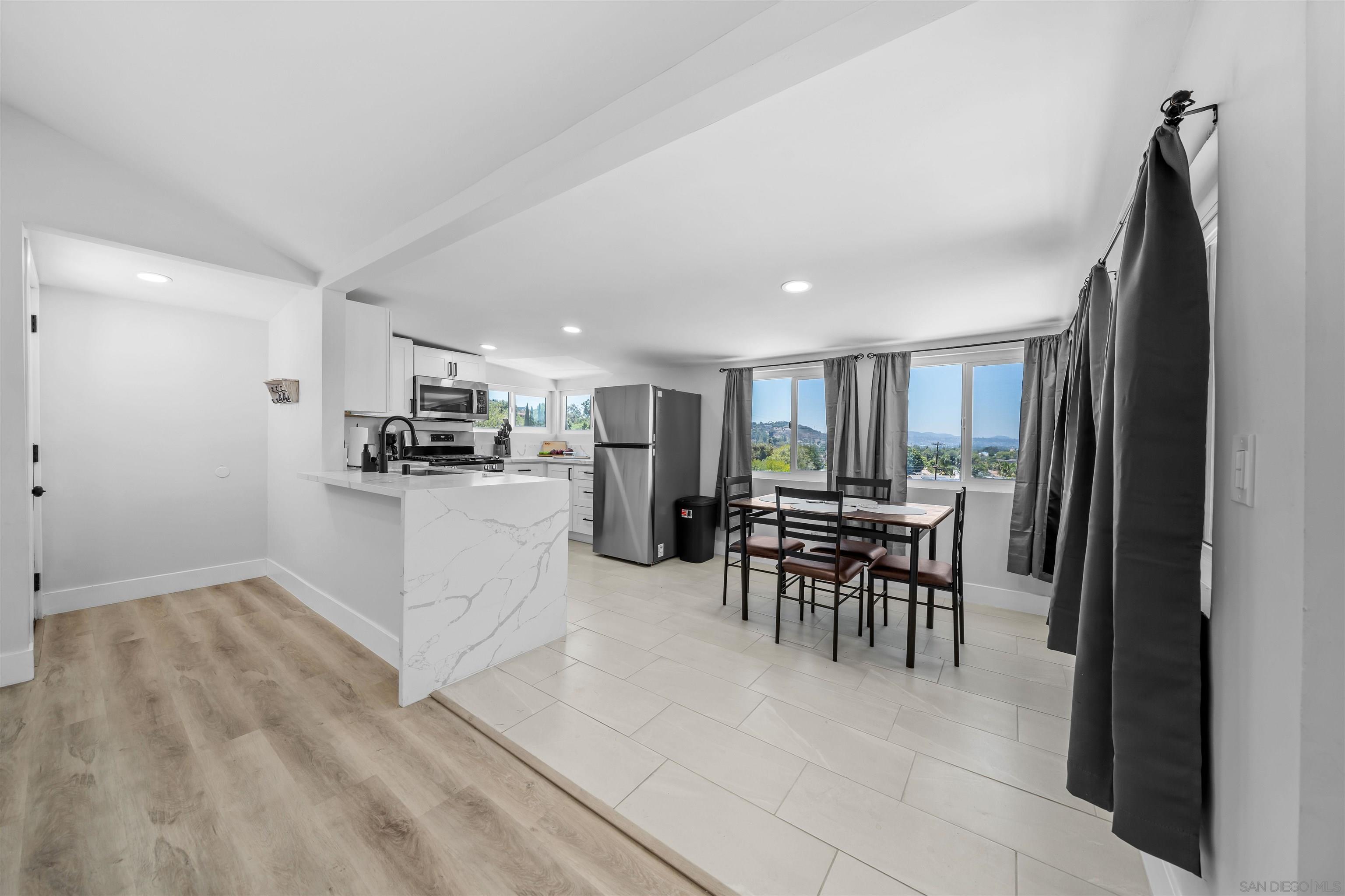 Detail Gallery Image 25 of 36 For 1730  Vista Del Valle Blvd  2 - Room for Rent in 3, El Cajon,  CA 92019 - 1 Beds | 0 Baths